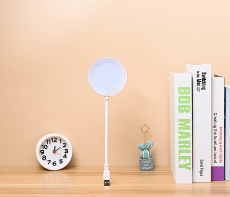 3500-6500K রঙিন LED চোখের যত্ন ইউএসবি রিচার্জেবল টেবিল ল্যাম্প মাল্টি এঙ্গেল সমন্বয় সঙ্গে
