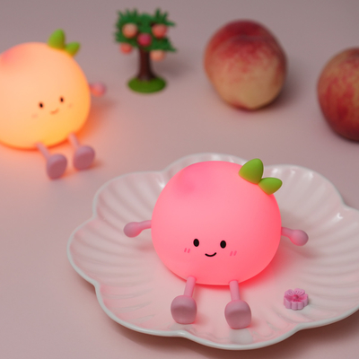 Latest Cute Peach Silicone Night Light Rechargeable Eye Protection বেডসাইড ল্যাম্প বেবি বেডরুমের জন্য রঙিন Peach Night Lighting